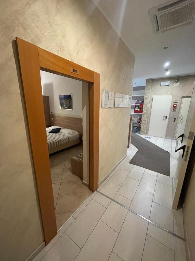 Montecarlo 3* Milano