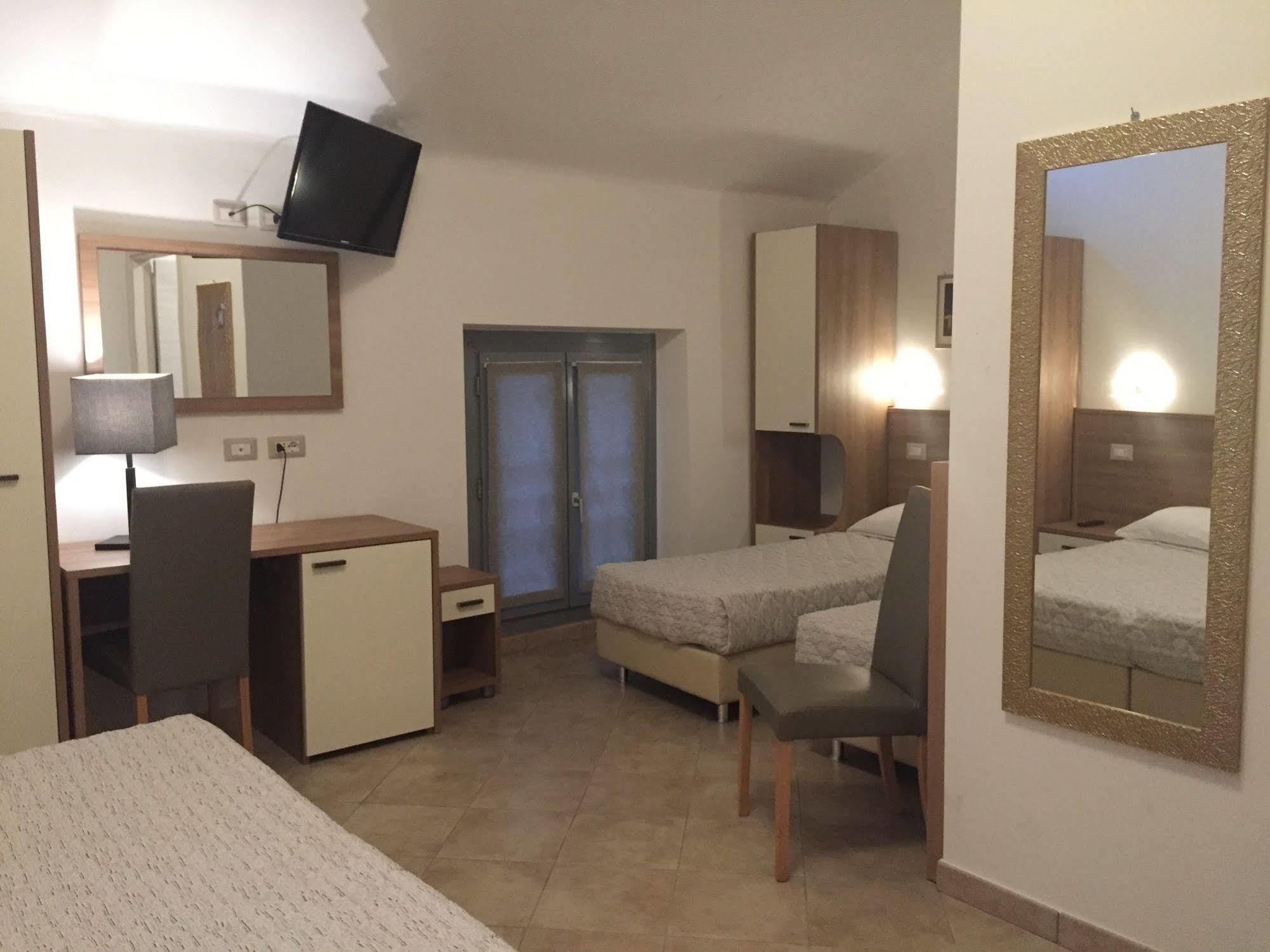 Montecarlo 3* Milano